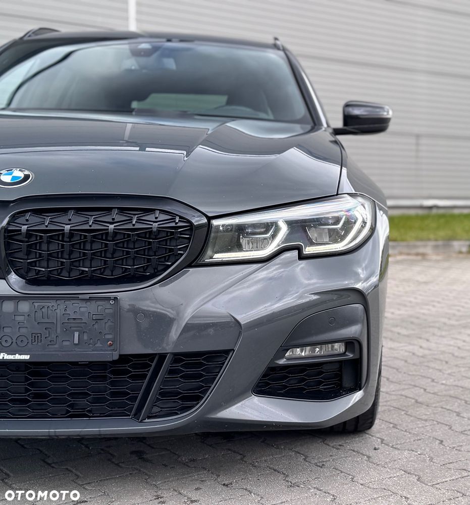 BMW Seria 3 320d Touring M Sport - 9