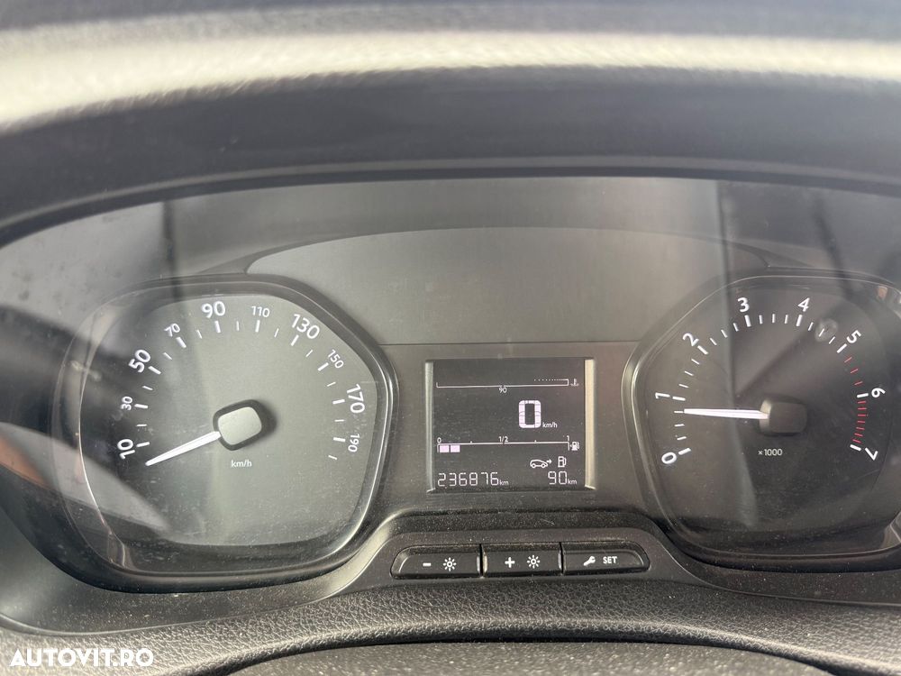 Toyota Proace - 8