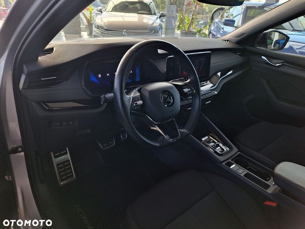 Skoda Octavia 2.0 TDI 4x4 Sportline DSG - 23