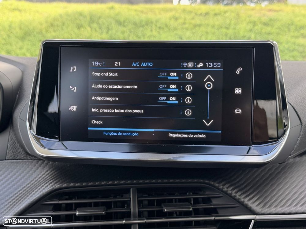 Peugeot 208 1.2 PureTech Allure - 31