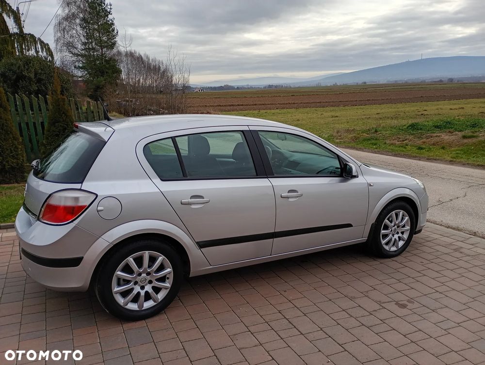 Opel Astra 1.6 Enjoy - 4