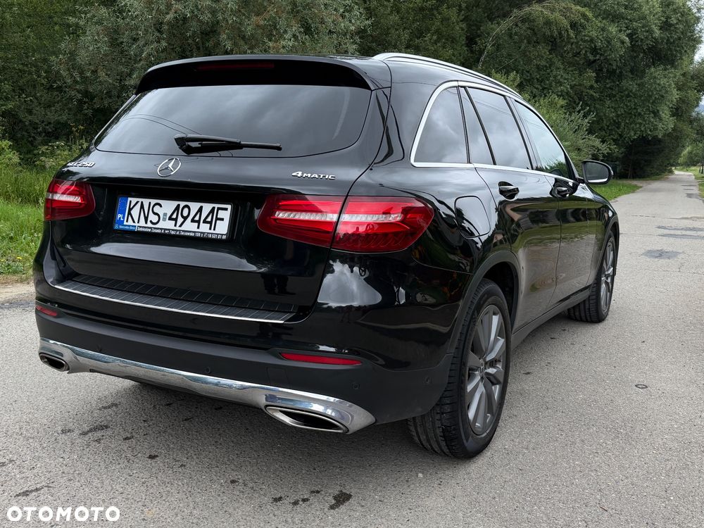 Mercedes-Benz GLC - 4