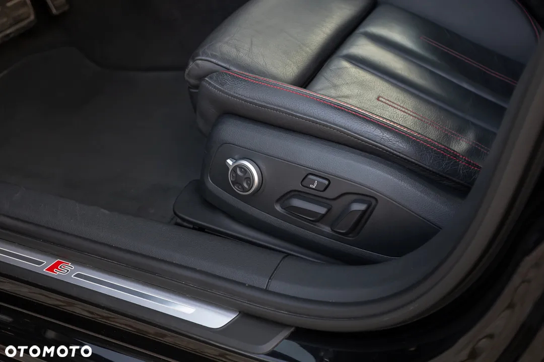 Audi A4 40 TDI Quattro S Line S tronic - 23
