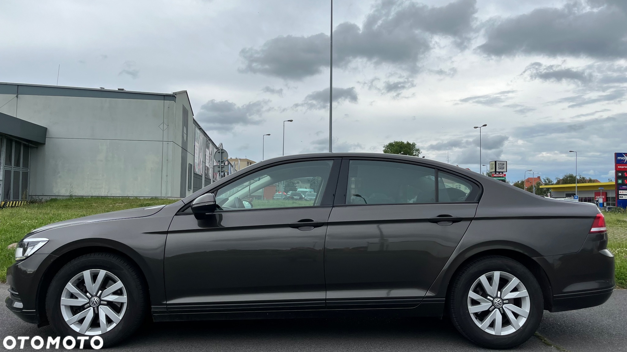 Volkswagen Passat 2.0 TDI SCR Comfortline - 5