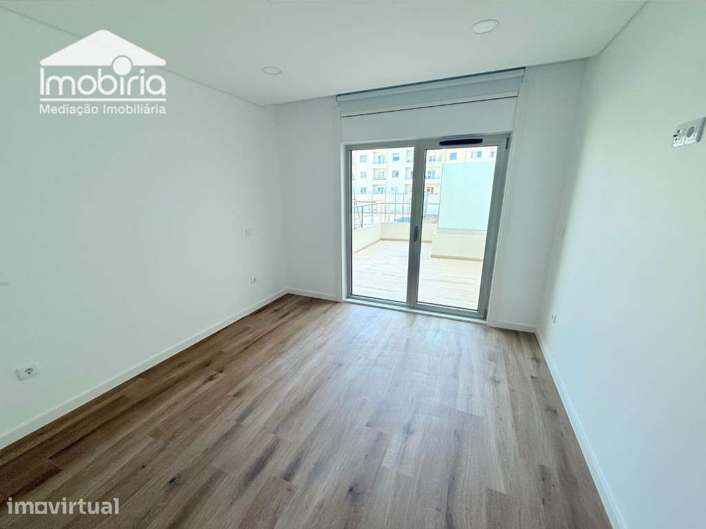 Apartamento T1 Arrendamento Aveiro > Glória e Vera Cruz - Grande imagem: 5/11