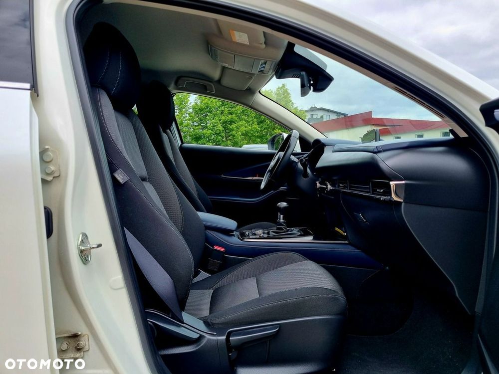 Mazda CX-30 SKYACTIV-X 2.0 M-Hybrid - 11