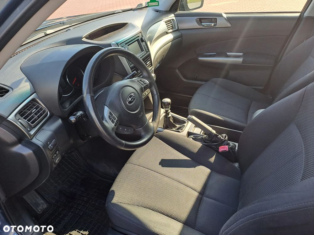 Subaru Forester 2.0D VR 000 Euro5 - 27