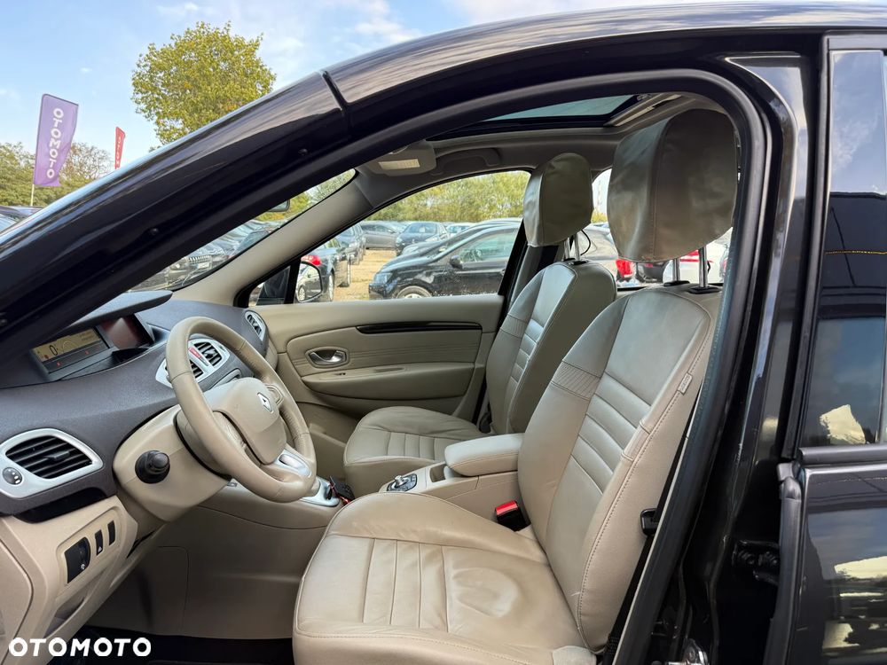 Renault Scenic 2.0 16V Privilege - 23