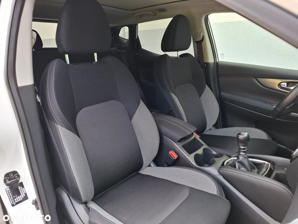 Nissan Qashqai 1.6 DIG-T 360 - 40