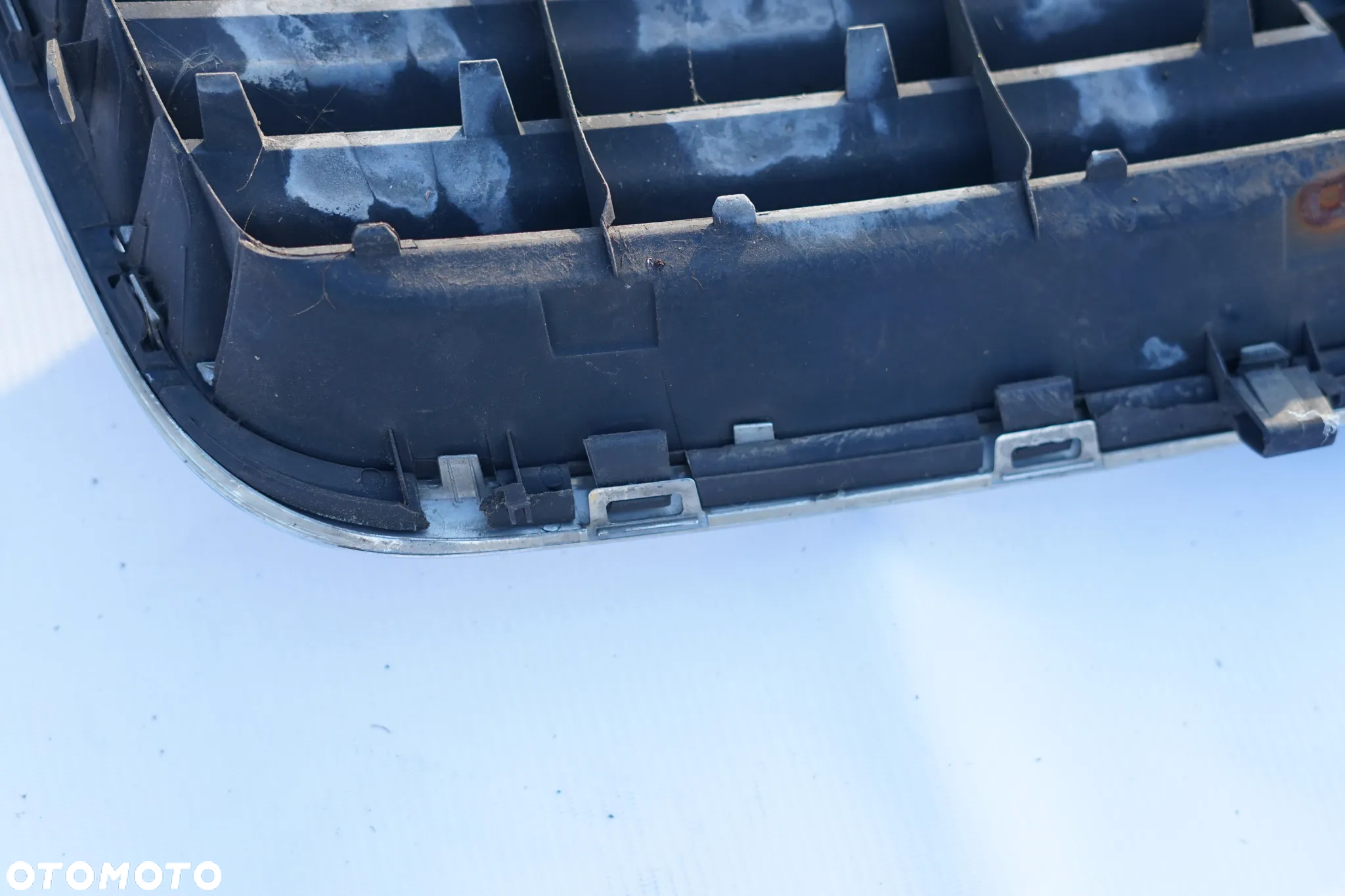 Grill atrapa chłodnicy VW Passat B5 FL 3B0853651L - 8
