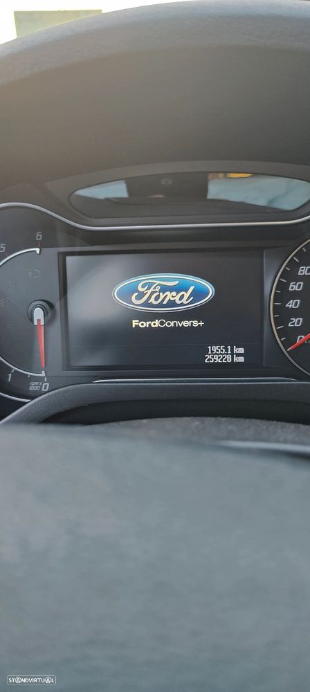 Ford S-Max - 16