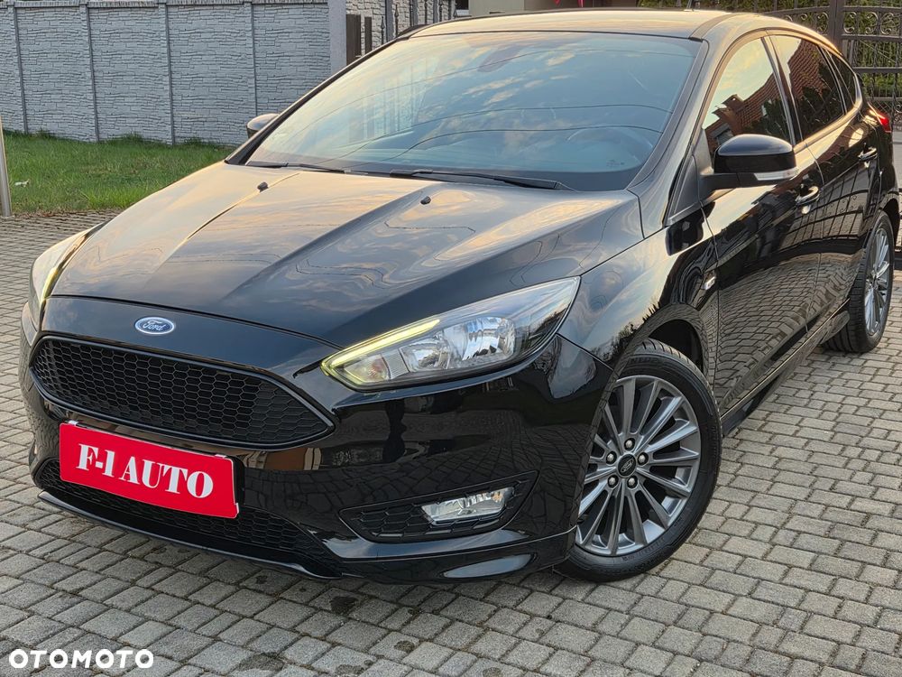 Ford Focus 1.0 EcoBoost Start-Stopp-System ST-LINE DESIGN - 2