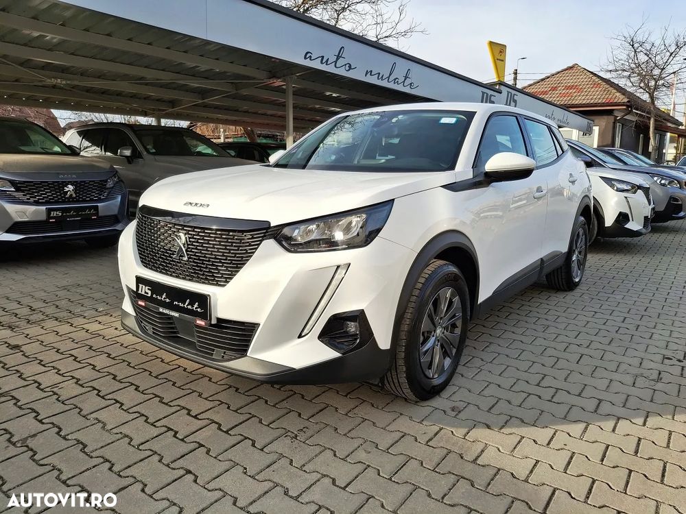 Peugeot 2008 PureTech 130 EAT8 Active - 1