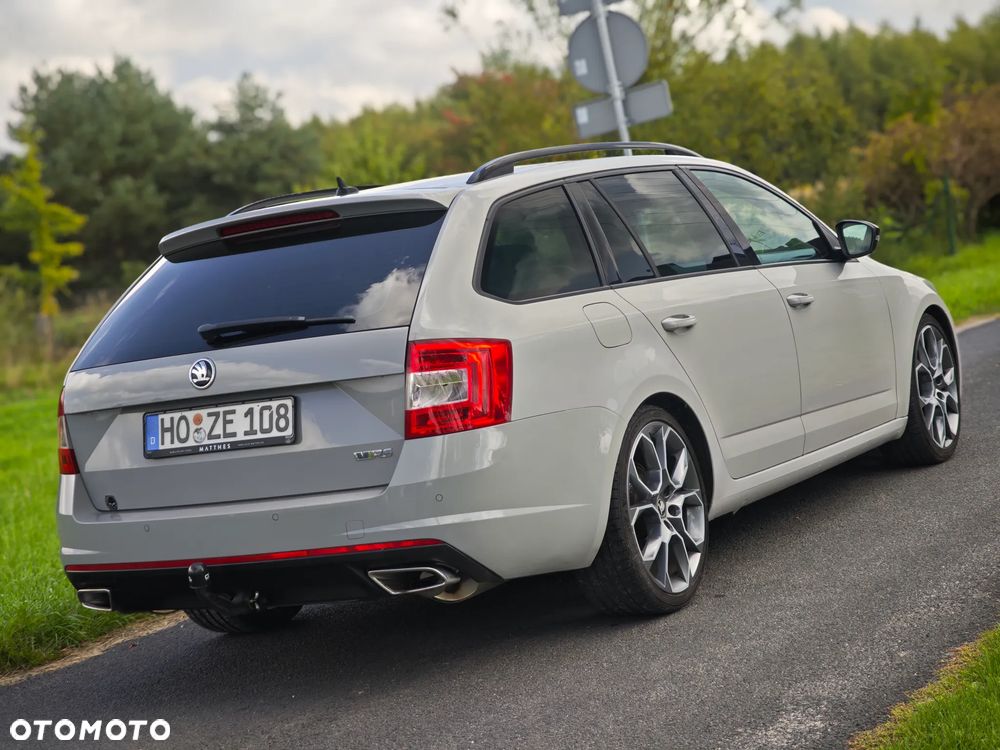 Skoda Octavia 2.0 TDI RS - 9