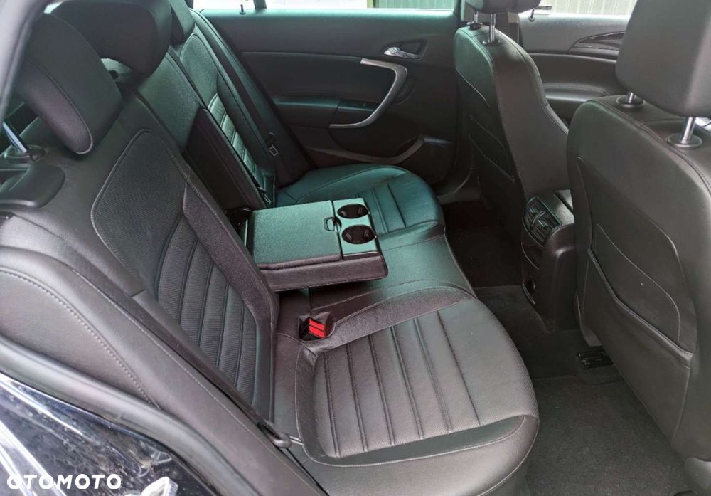 Opel Insignia - 34