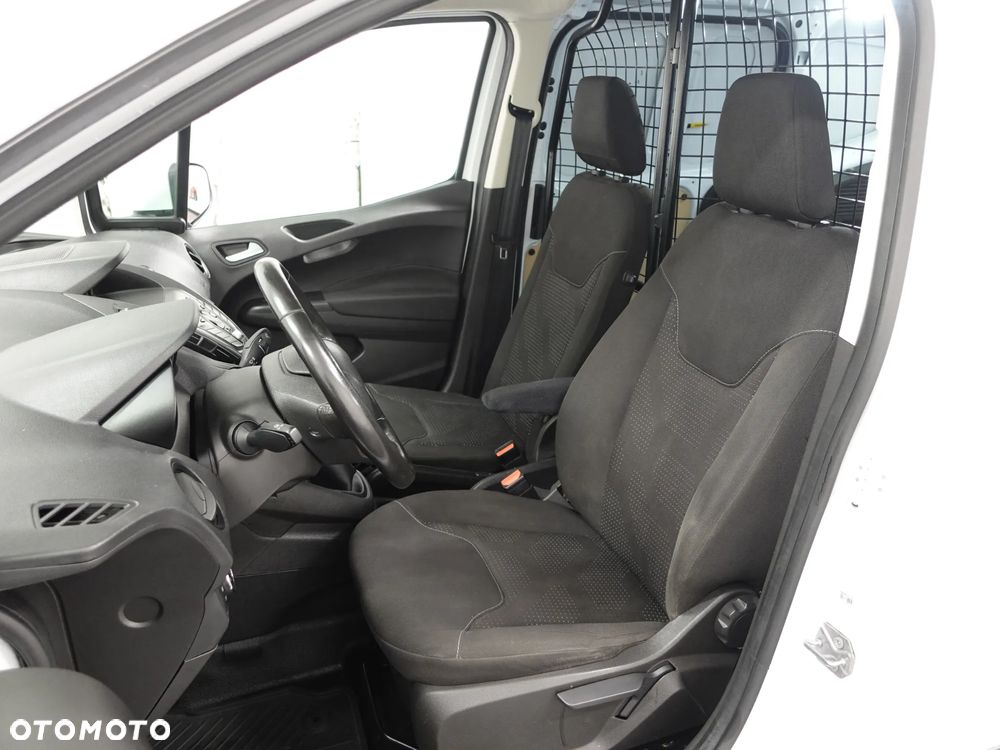 Ford Transit COURIER - 21