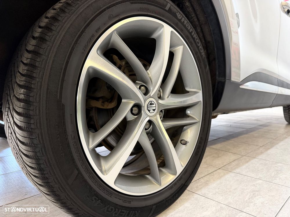 MG EHS 1.5 T-GDI Plug-in Hybrid Luxury - 16