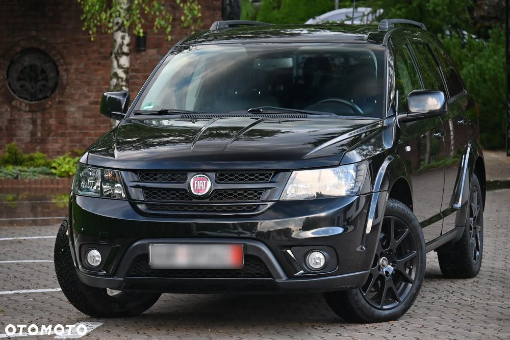 Fiat Freemont 2.0 Multijet 16V DPF Automatik Allrad Black Code - 1