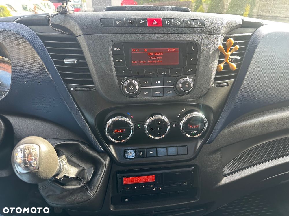 Iveco Daily 70C180 Pomoc Drogowa Laweta Widły - 17