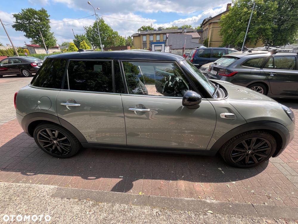 MINI Cooper Standard - 12