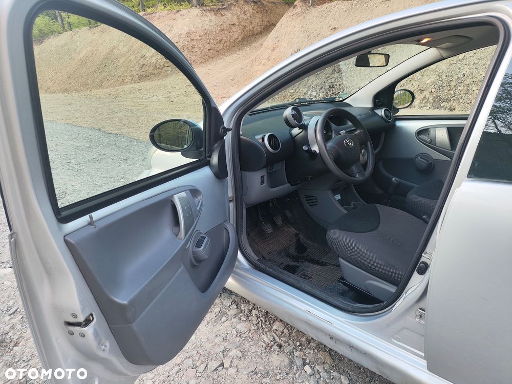 Toyota Aygo Cool - 10