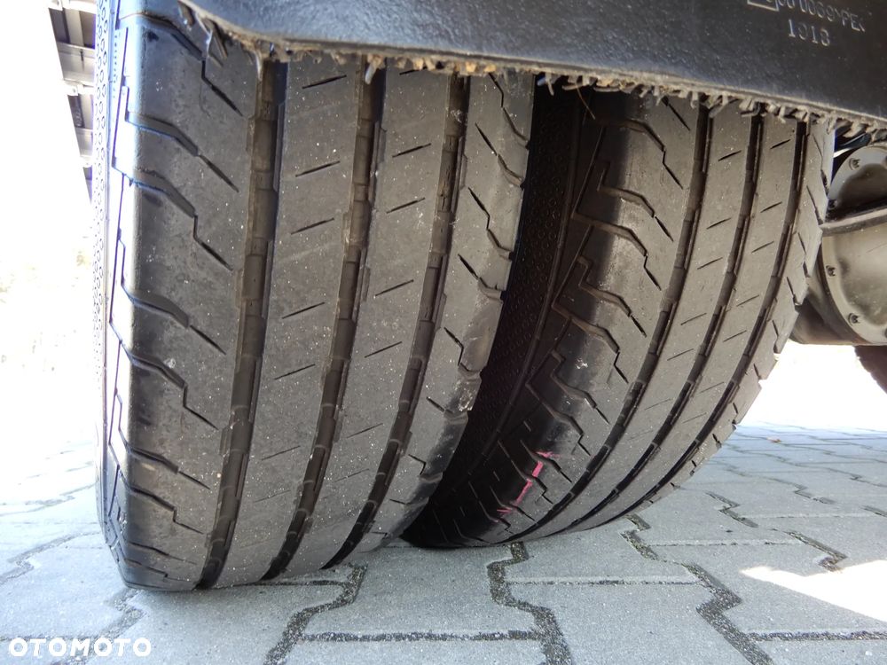 Mercedes-Benz Sprinter 519 CDI V6 3.0 CDI 190 KM FIRANA X 2 Skrzynia 4.52 Cm 9 E.Palet Dach Suwany Lakier Metalik Rozstaw Osi 4325 mm WZMACNIANY Stan Auta NOWY JEDYNY TAKI PRAWDZIWY UNIKAT - 19