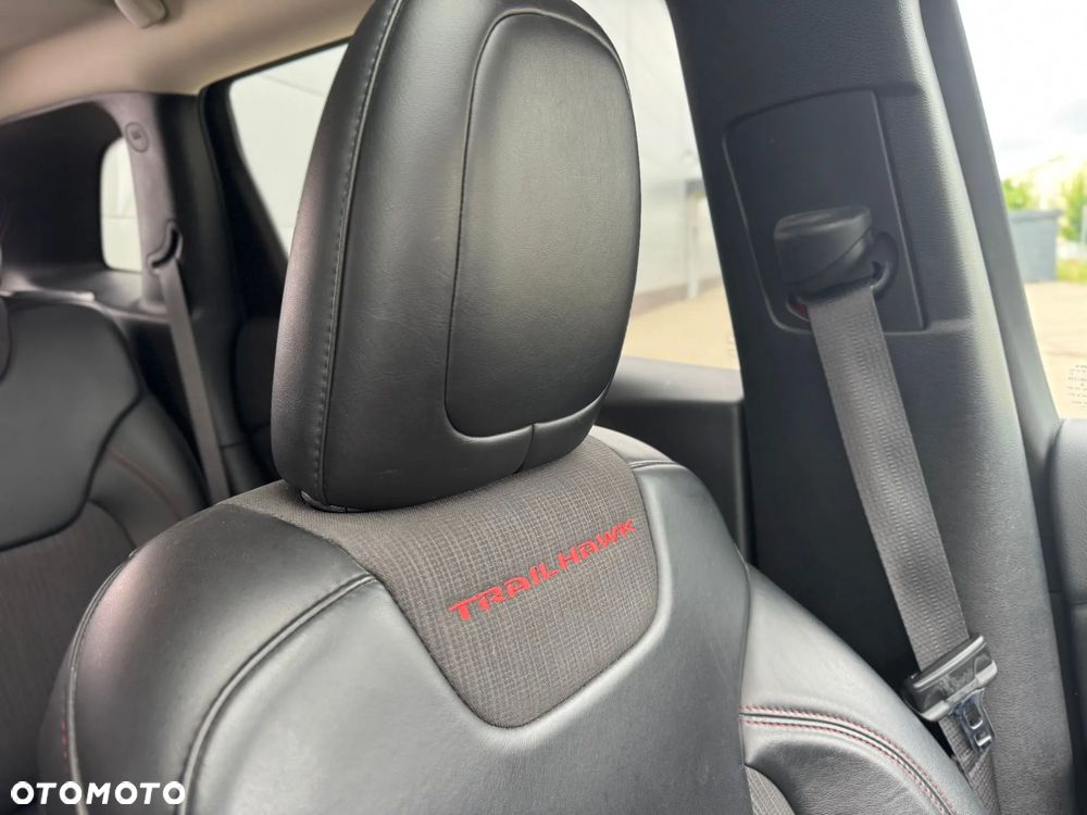 Jeep Cherokee 3.2 V6 Pentastar Active Drive Lock Autom Trailhawk - 30