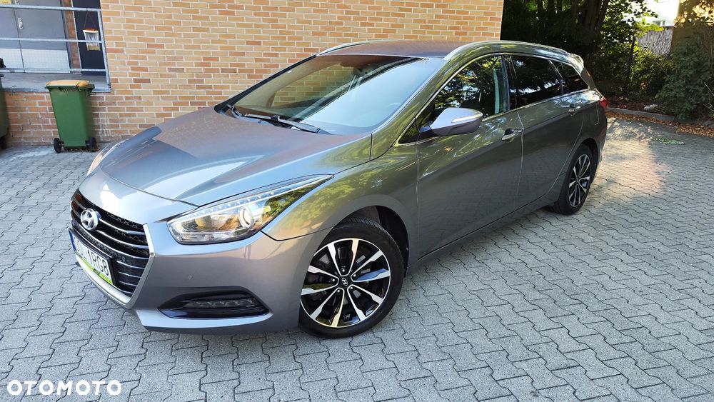 Hyundai i40 1.7 CRDi Comfort - 2