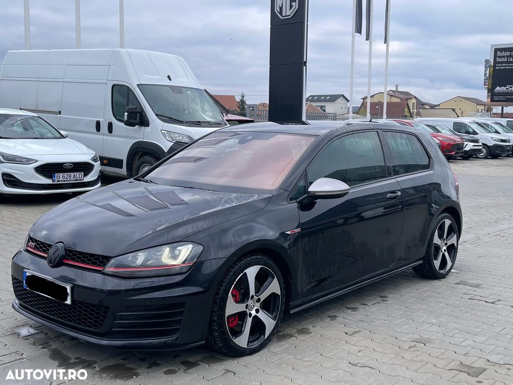 Volkswagen Golf 2.0 TSI BMT GTI Performance - 11