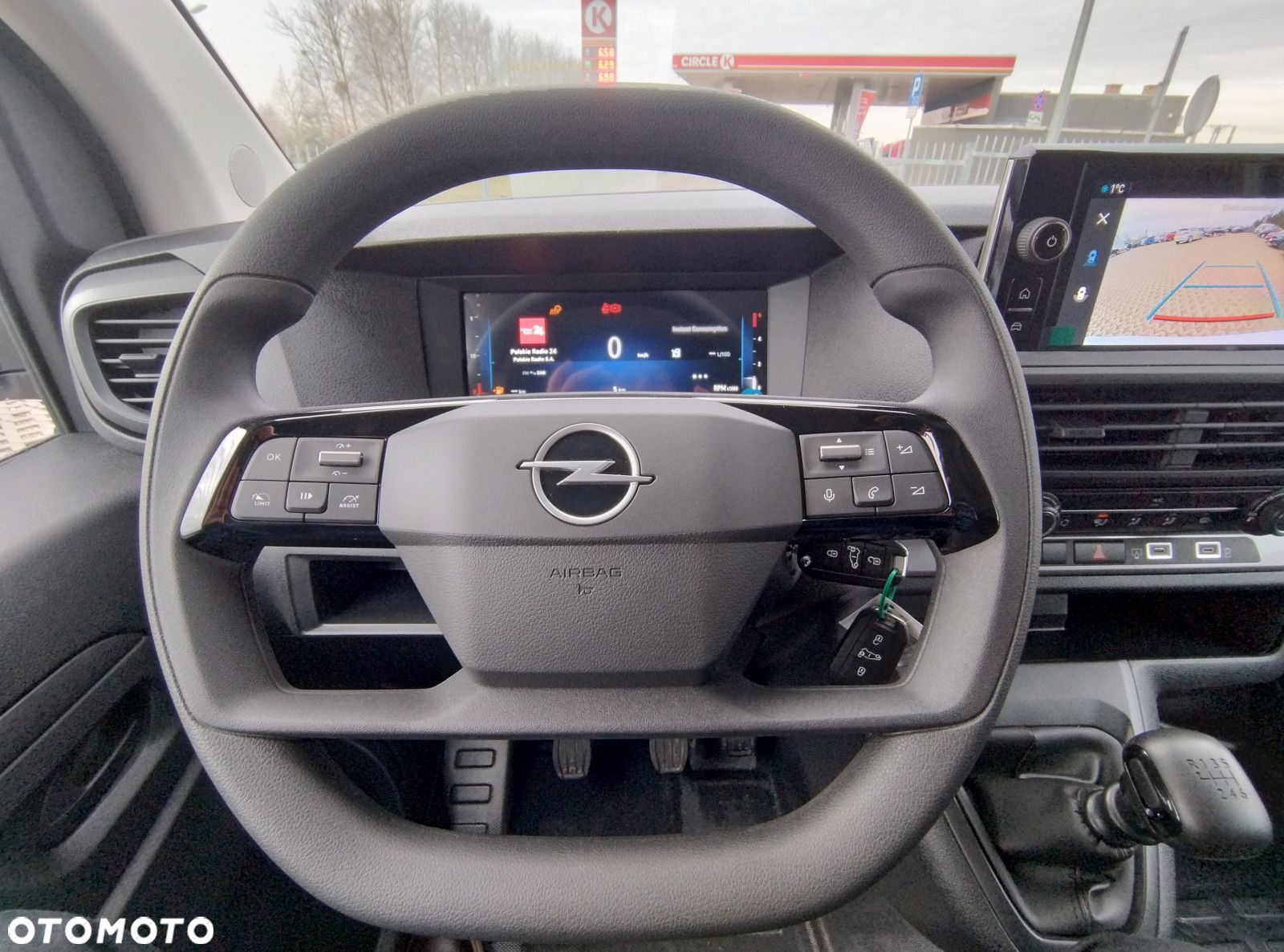 Opel vivaro Nowy Vivaro Furgon Long 2.0d 144 KM MT6 - 17