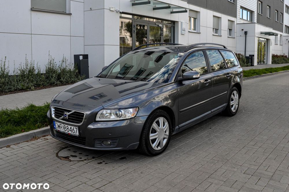 Volvo V50