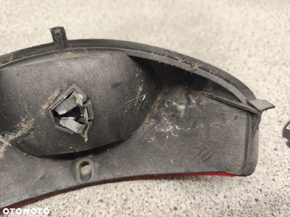 Lampa tył, tylna Peugeot Speedfight 2 - 12