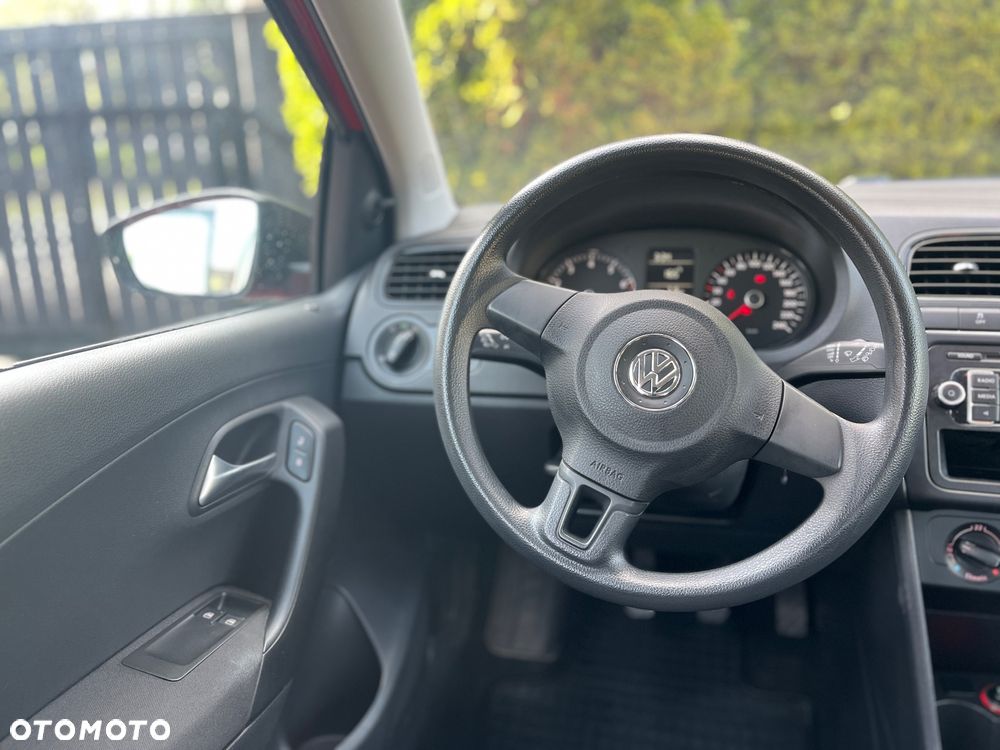 Volkswagen Polo - 12