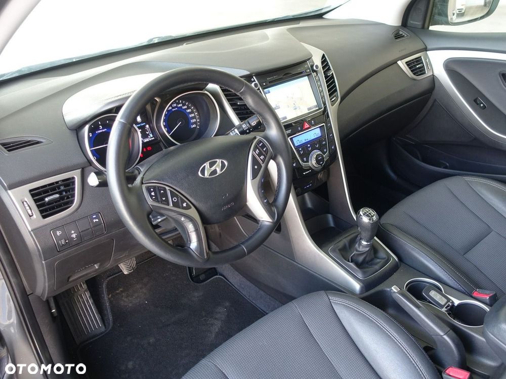 Hyundai i30 1.6 CRDi Style - 13