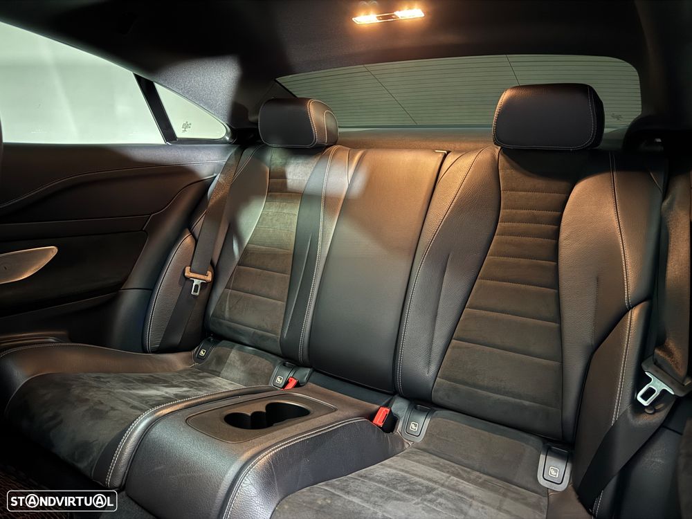 Mercedes-Benz E 220 d AMG Line - 17