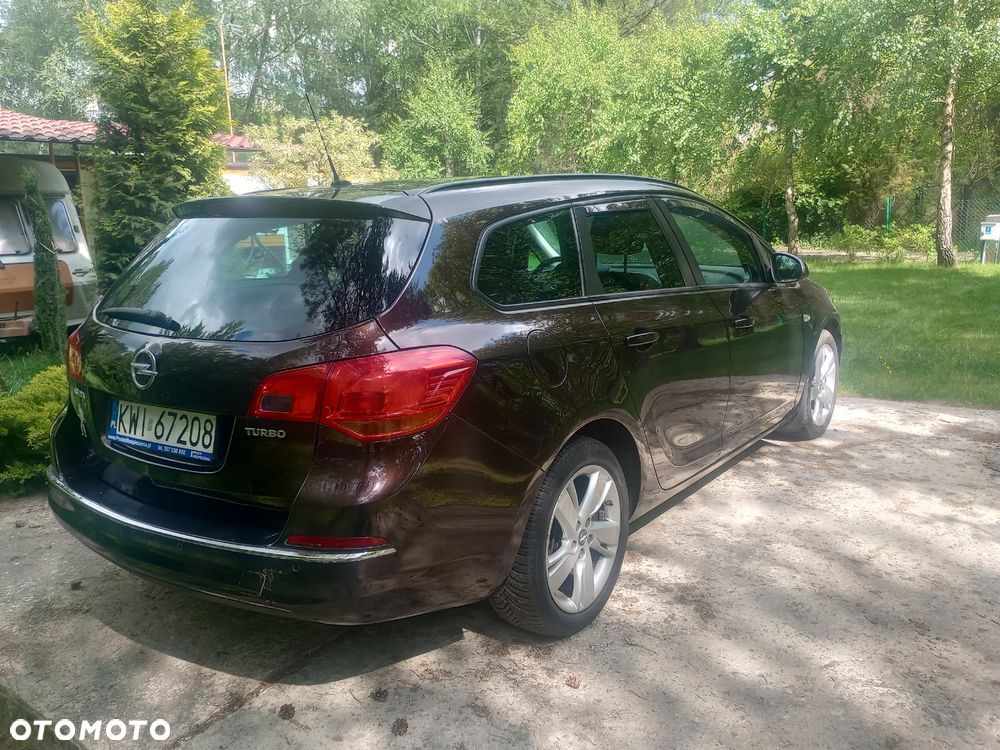Opel Astra 1.4 T Cosmo EU6 - 4