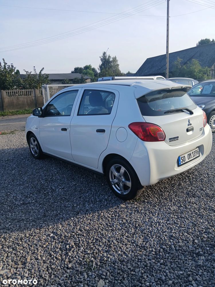 Mitsubishi Space Star - 12