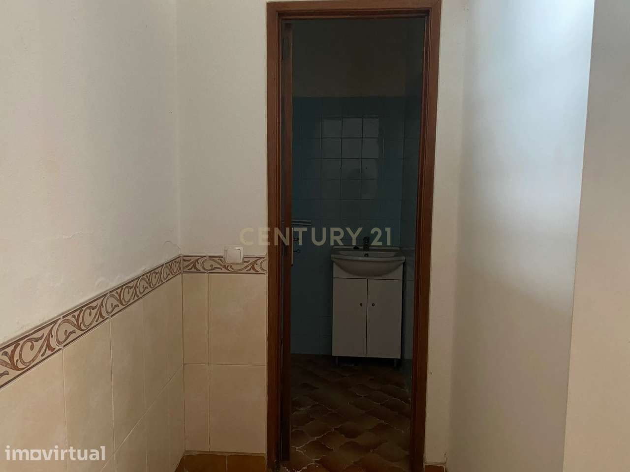 Prédio 2 pisos em Setúbal - Grande imagem: 5/15