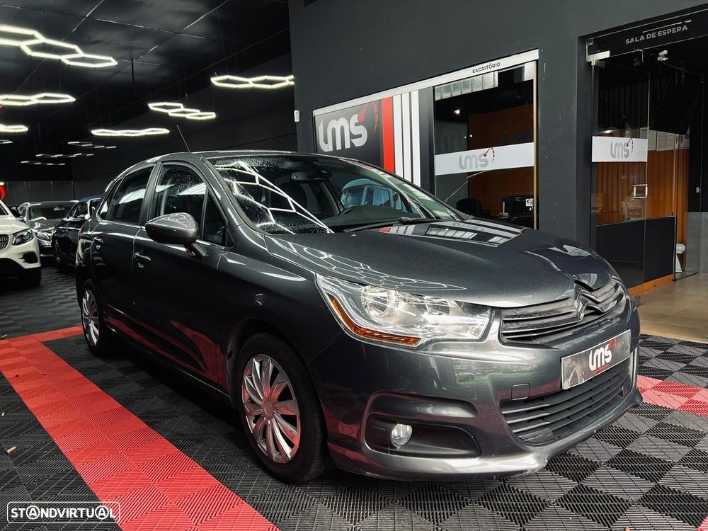 Citroën C4 e-HDi 115 ETG6 Exclusive - 2