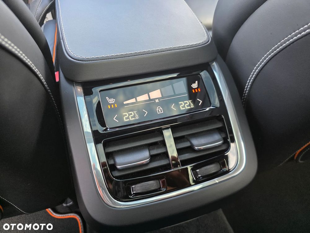 Volvo V90 Cross Country T6 AWD Geartronic Ocean Race - 19