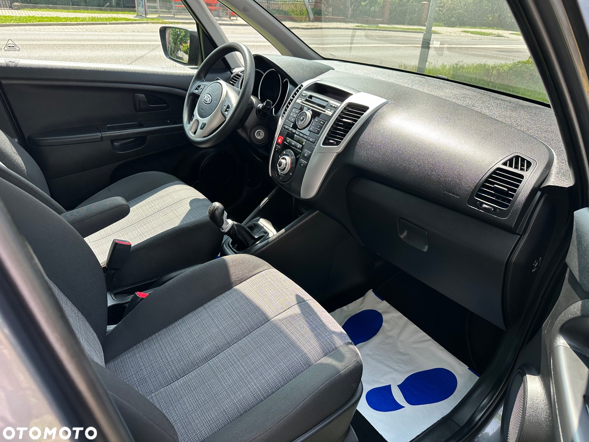 Kia Venga 1.4 CVVT Business Line - 25