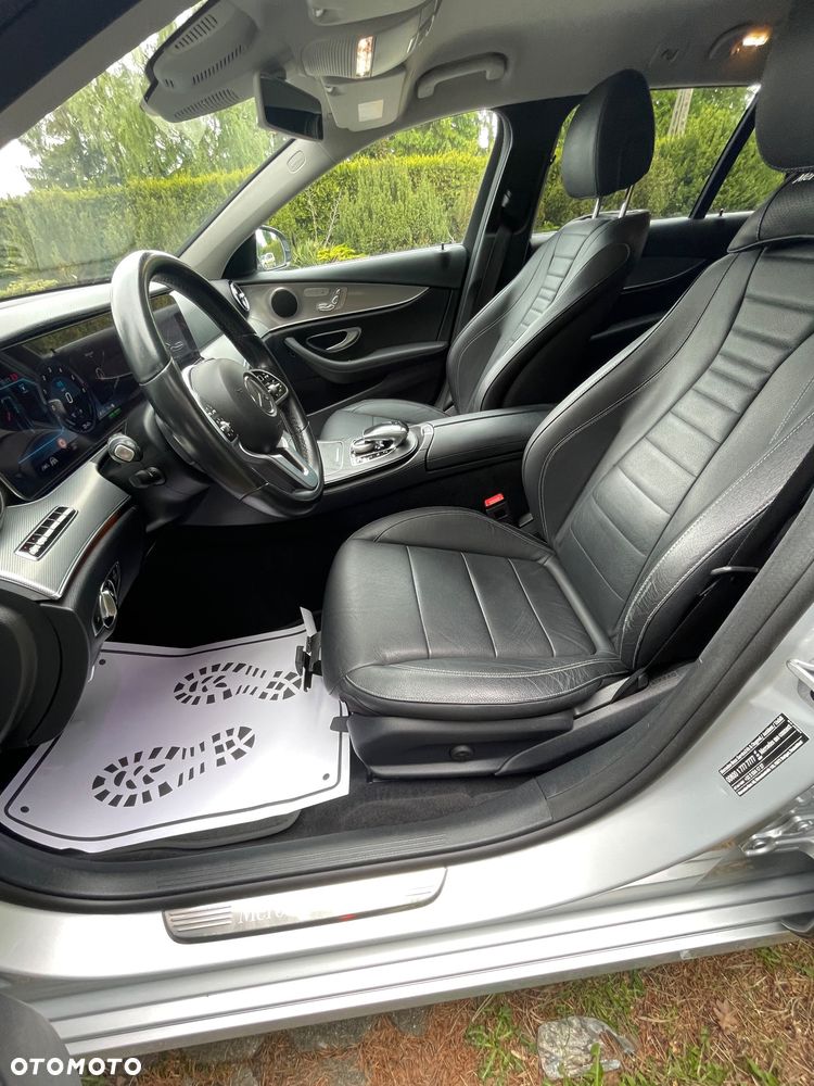 Mercedes-Benz Klasa E 350e 9G-TRONIC Exclusive - 24