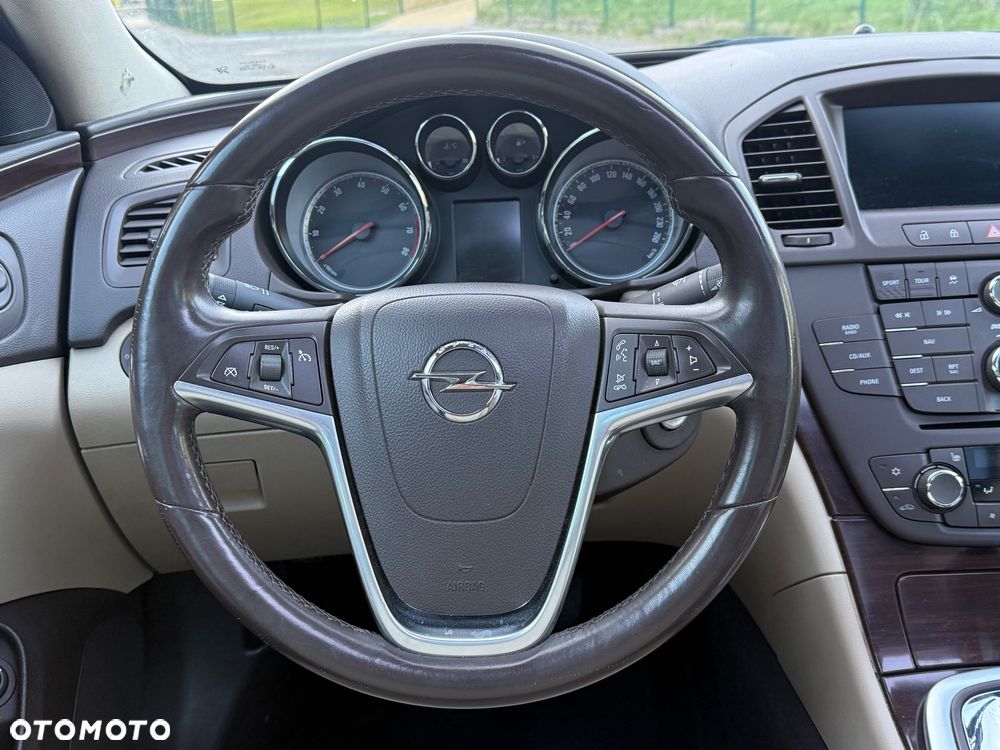 Opel Insignia 2.0 T Cosmo - 23