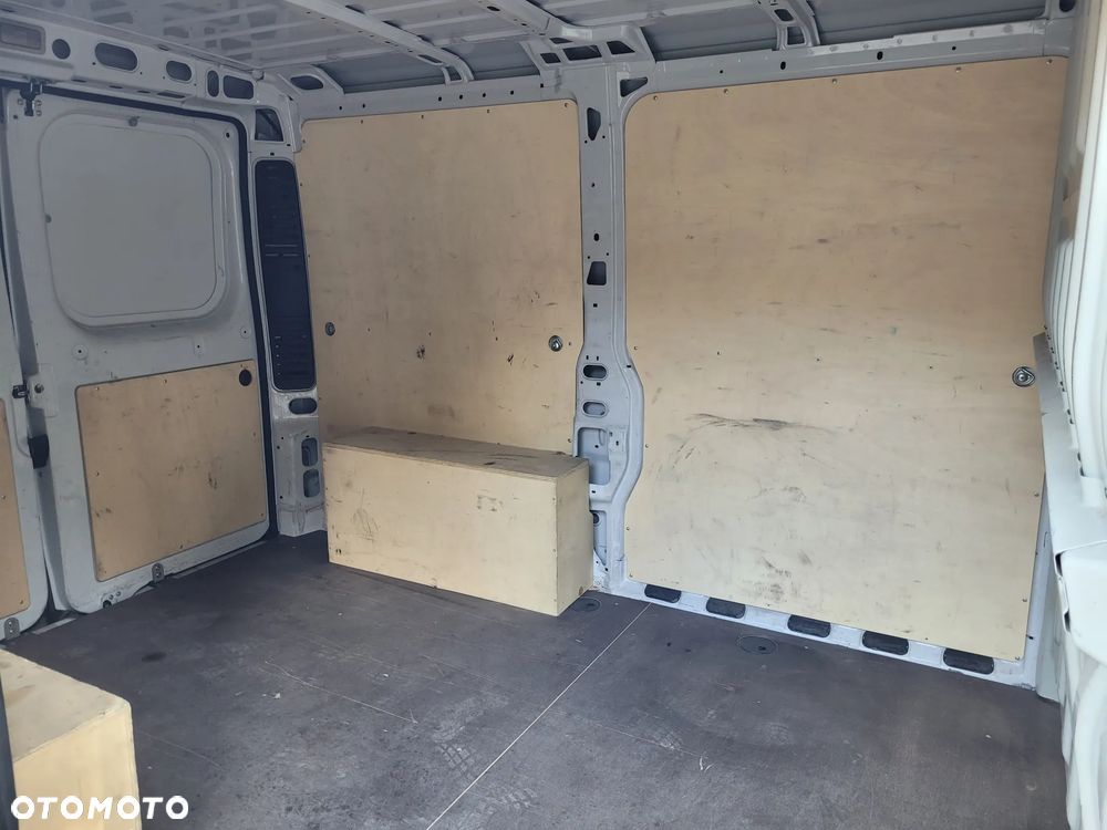Opel Movano - 8