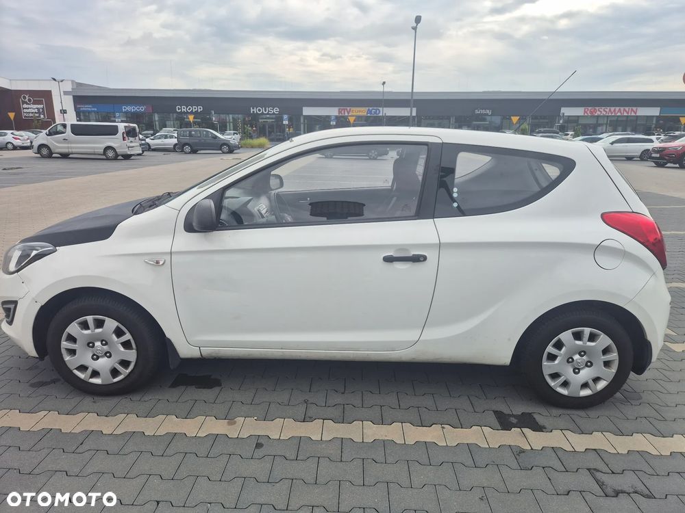Hyundai i20 1.25 Classic + - 8