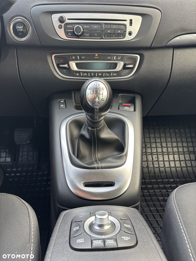 Renault Scenic - 7