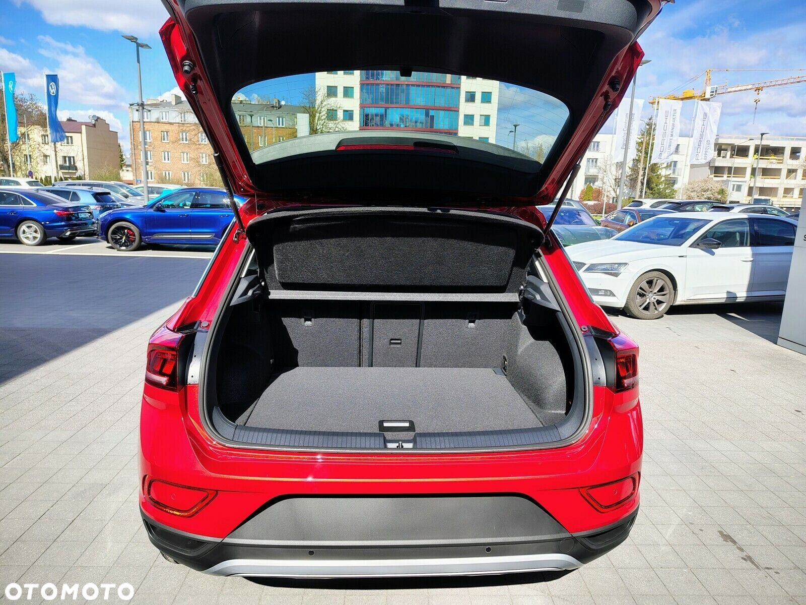 Volkswagen T-Roc - 8