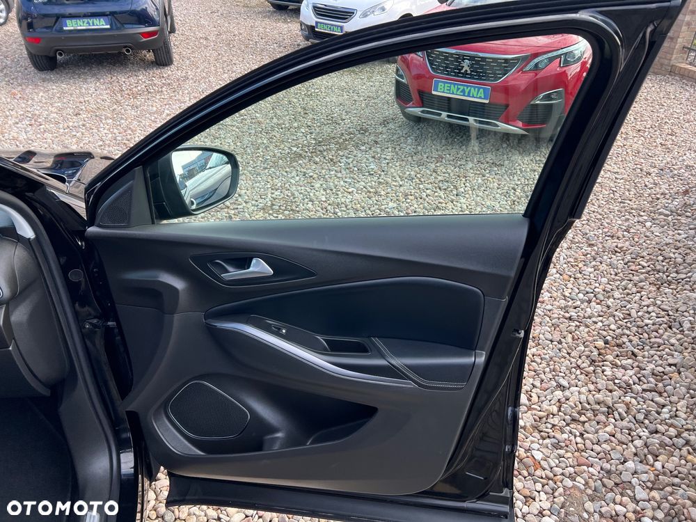 Opel Grandland X 1.2 Start/Stop Automatik Business Elegance - 33