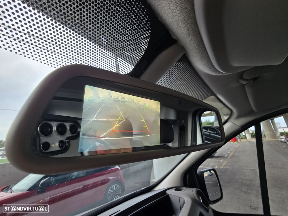 Renault Trafic - 23