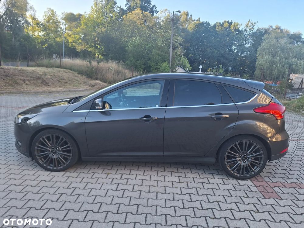 Ford Focus 1.5 EcoBoost Titanium ASS - 9